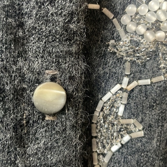 Vintage Helen Harper 1950s beaded cardigan sweater.  Cute design. Excellent cond - Picture 5 of 7